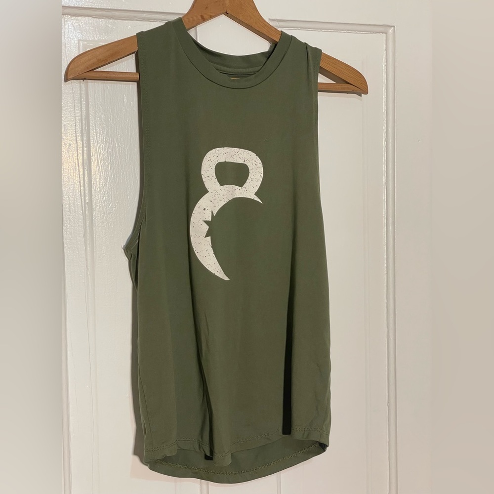 Zyia Kettle Moon Tank Olive Green​